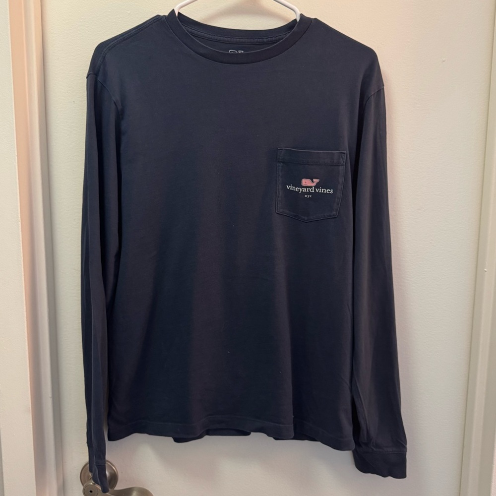 Vineyard Vines NYC Long Sleeve Tee | Classic Preppy Graphic Shirt
